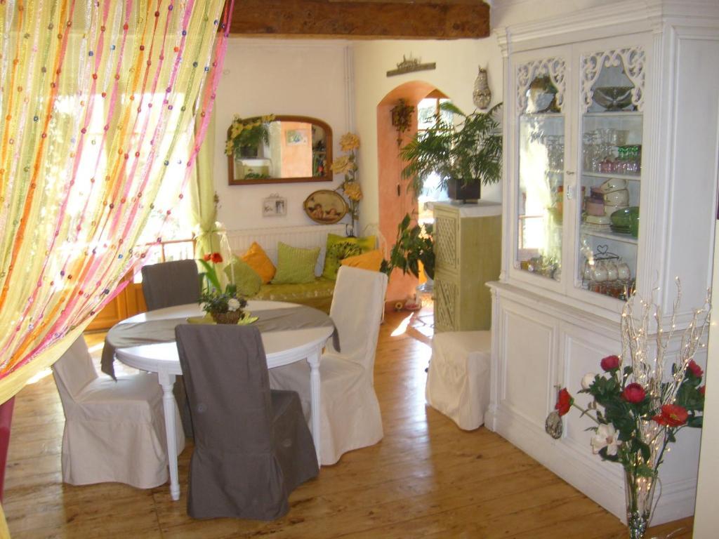 La Chambre D'Hote Au Gre Du Temps Montlaur  외부 사진